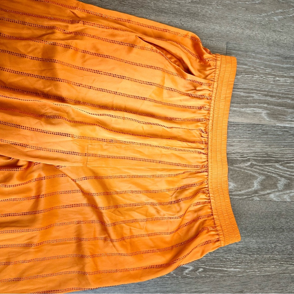 FillesApapa Orange Silk Set - Picture 5 of 6
